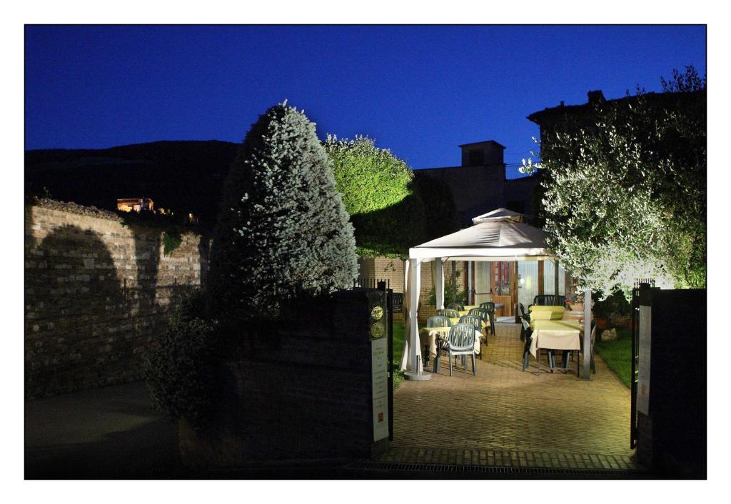 Hotel Due Torri à San Severino Marche Extérieur photo
